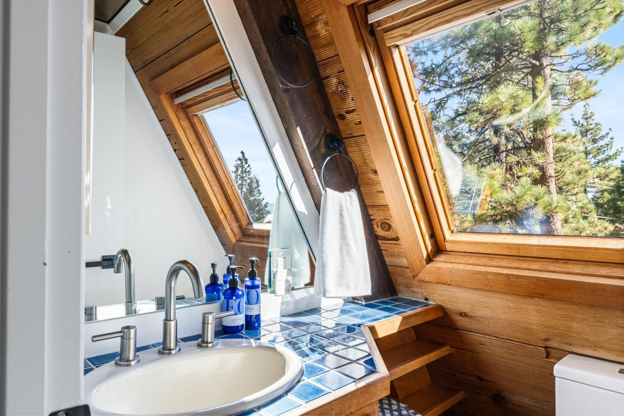 A-Frame Cabin With Hot Tub & Close To Lake Tahoe Tahoe City Zewnętrze zdjęcie